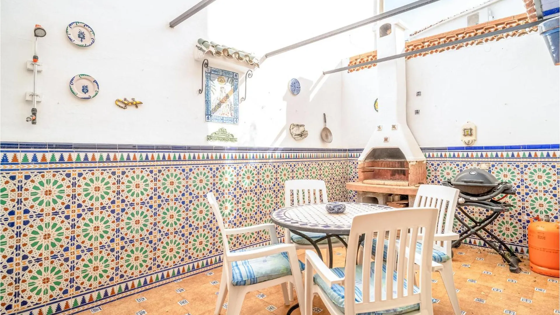 Beautiful Home In Nerja With Kitchenette 0*,  Spain